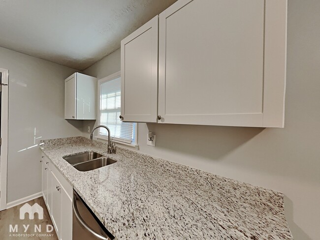 Building Photo - 6381 Impala Cir