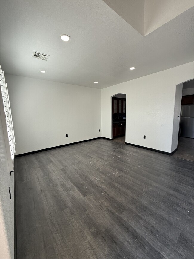 Building Photo - 3157 Diego Aidan Dr