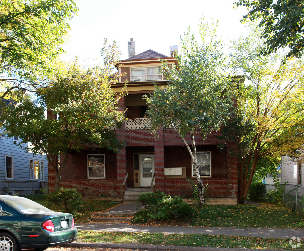 Primary Photo - 2527 10th Ave S