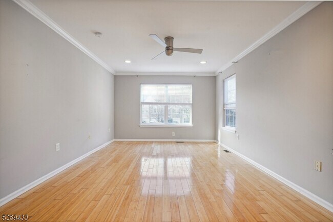 Building Photo - 35 Musket Dr