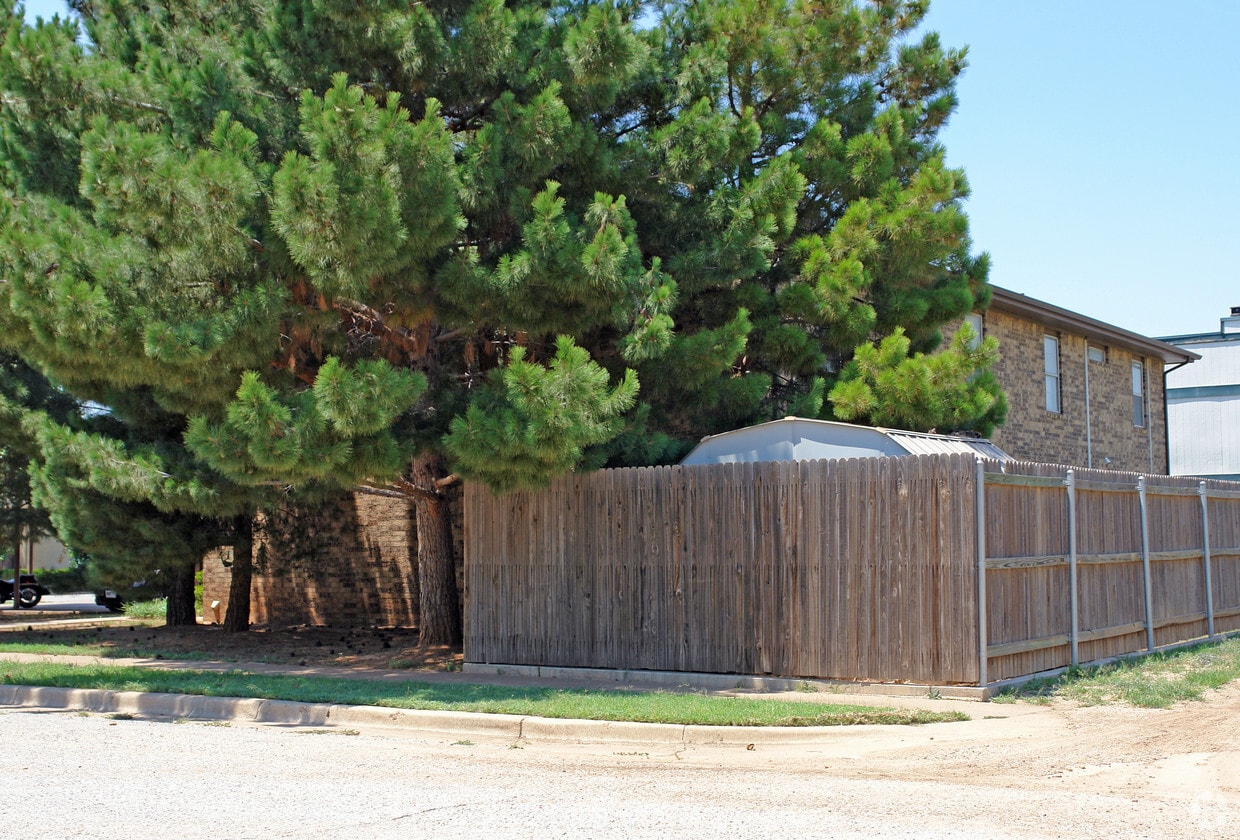 Building Photo - 7407 Avenue X