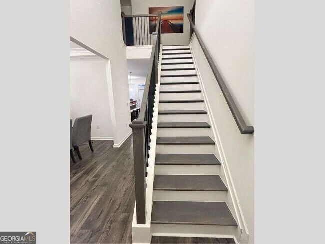 Building Photo - 1120 Trident Maple Chase