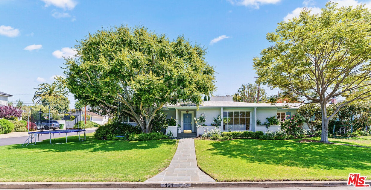 434 Wynola St, Los Angeles, CA 90272 House Rental in Los Angeles, CA