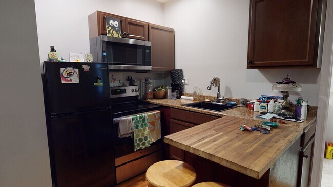 Foto del edificio - Charming 1BR + Bonus Sunroom - Near Yale, ...