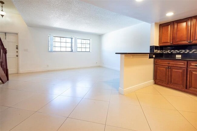 Foto del edificio - 3150 NW 88th Ave