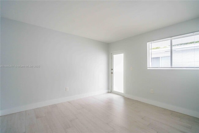 Building Photo - 465 NE 59th St