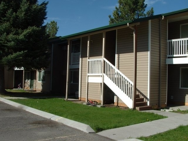 Building Photo - Sawtooth Village Apartments