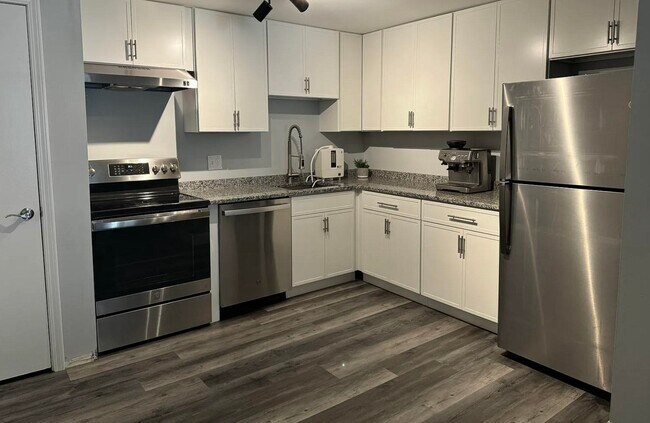 Foto del edificio - 2102 White Cedar Blvd