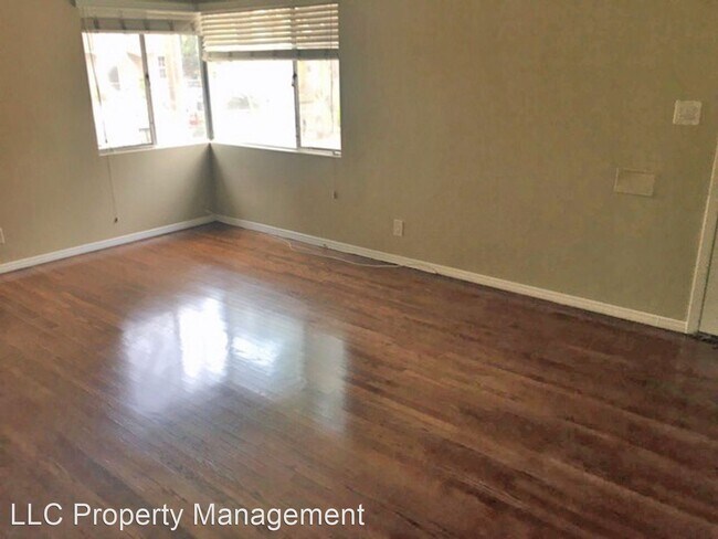 Building Photo - 124 N Inglewood Ave