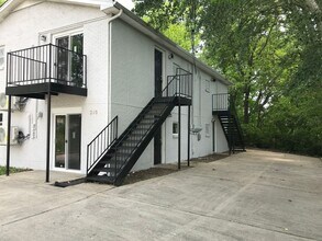 Building Photo - 210 Marion St