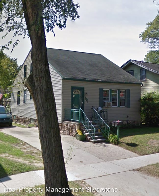 Primary Photo - 392 E Cambourne St