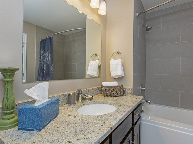 Foto del edificio - 2302 S Michigan Ave