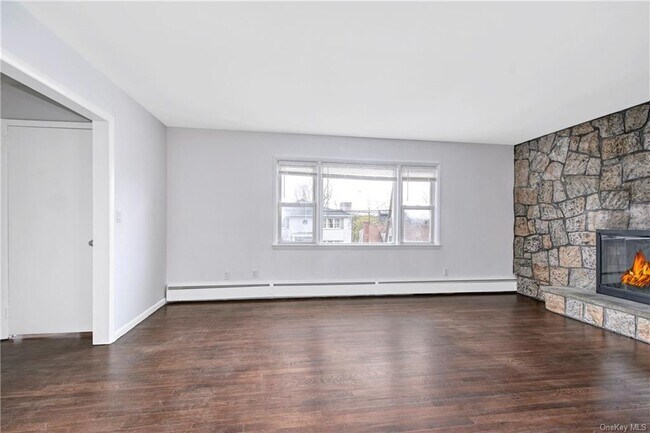 Foto del edificio - 175 Woodside Ave