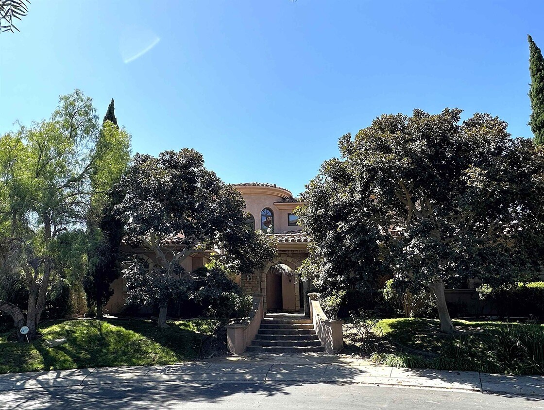 Primary Photo - 14173 Rancho Tierra tr
