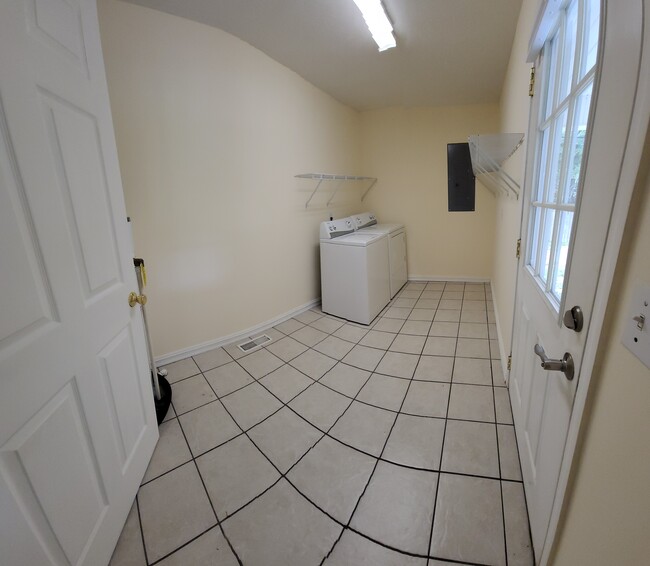 Laundry room - 100 Thompson Ln