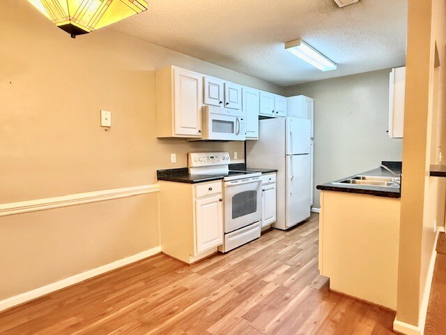 533 3rd Loop Rd, Florence, SC 29505 - Townhome Rentals in Florence SC ...