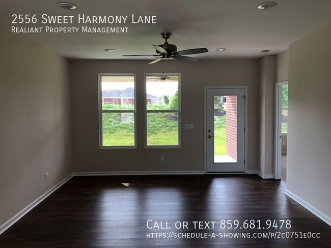 Foto del edificio - 2556 Sweet Harmony Ln