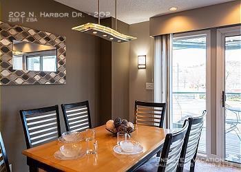 Building Photo - Harbour Front Condo with Channel View!