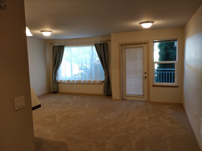 Foto del edificio - 10931 124th Ave NE