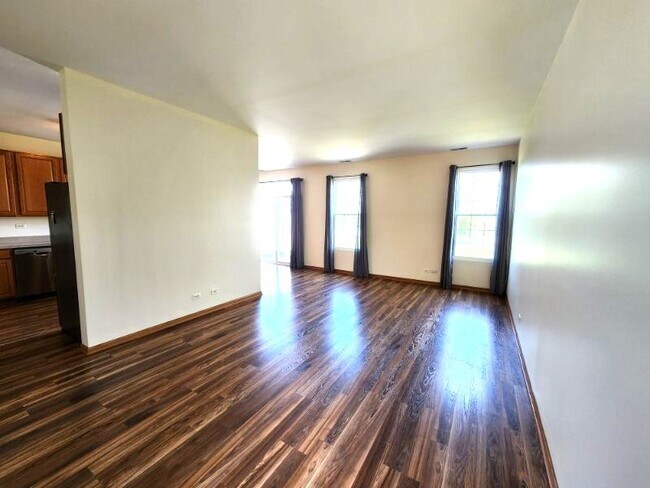 Building Photo - 1804 Parkside Dr
