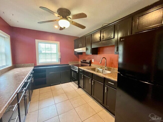 Foto del edificio - 5517 W Jackson St