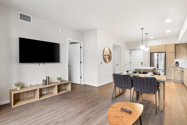 Building Photo - 1122 N Hudson St