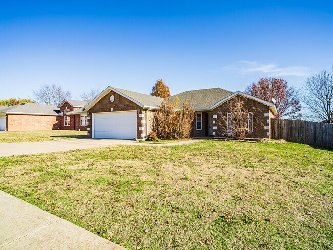 Foto del edificio - 440 Spicewood Trail