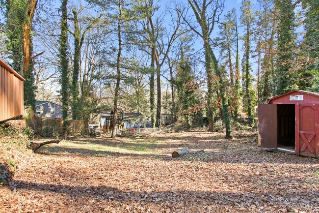 Building Photo - 605 Essington Pl