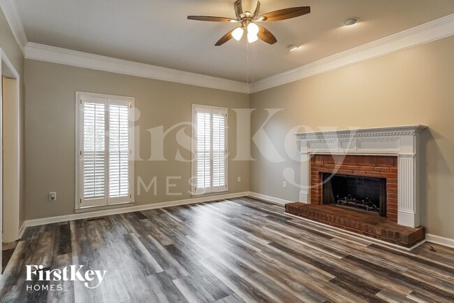 Building Photo - 6504 Hemlock St