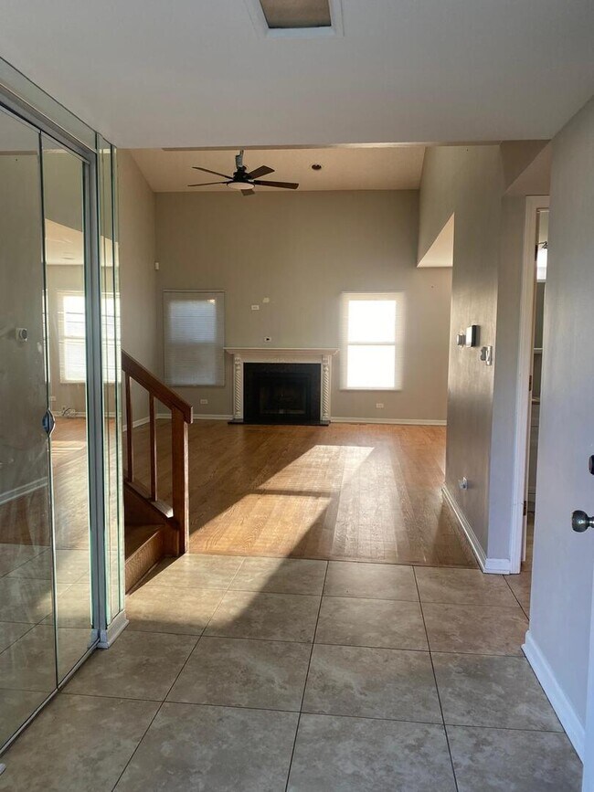 Foto del edificio - 1102 Southbridge Ln