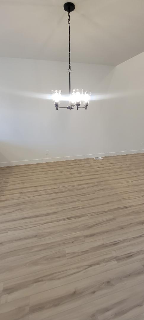 Foto del edificio - 13612 S Vernet Dr