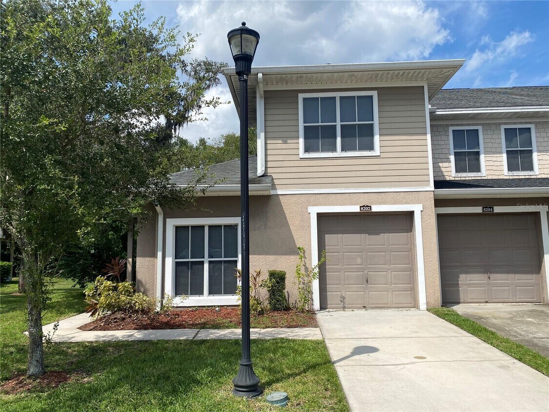 Foto principal - 8202 Downpatrick Ct