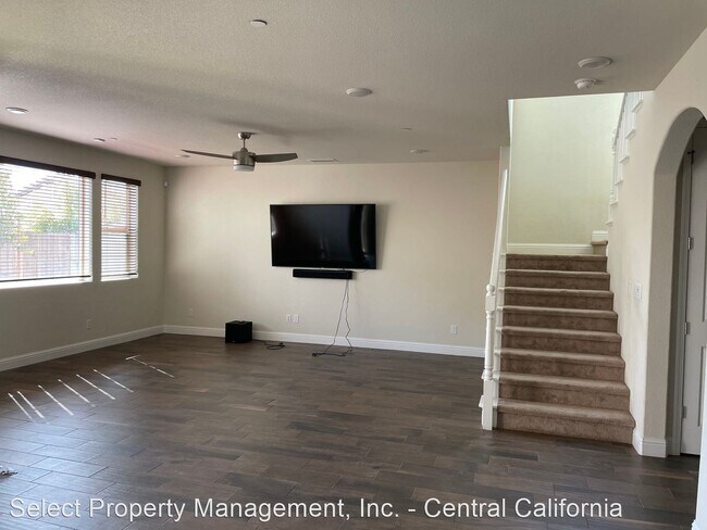 Foto del edificio - 4 br, 3 bath House - 1335 E. Via Azzurra Way