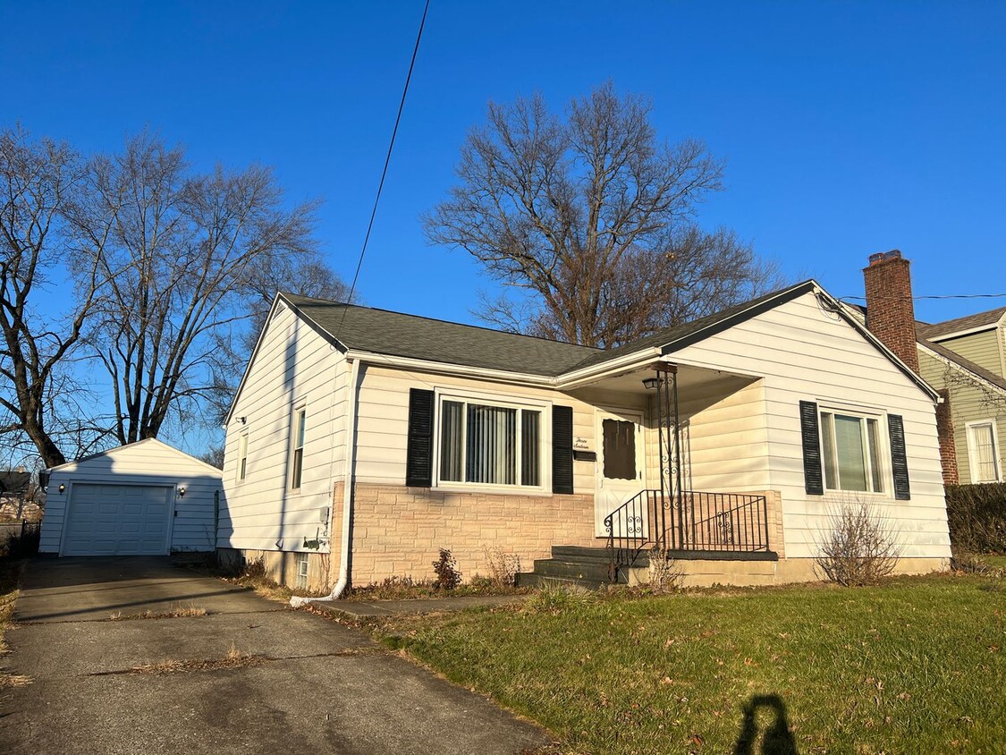 Primary Photo - 316 E. Liberty St.