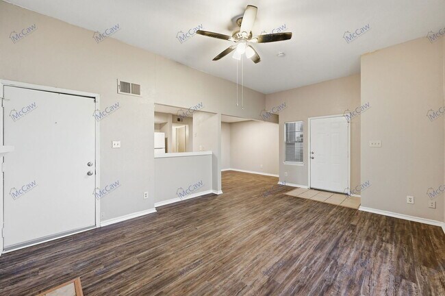 Building Photo - 431 Weaver St