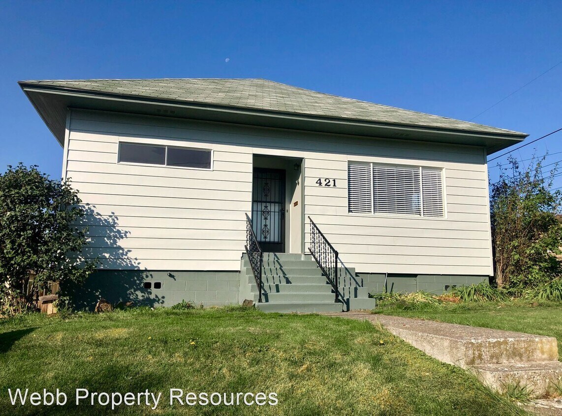 Primary Photo - 3 br, 2 bath House - 421 NW 12th St.