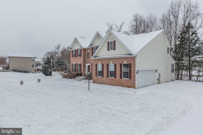 Building Photo - 3180 Lacrosse Ct