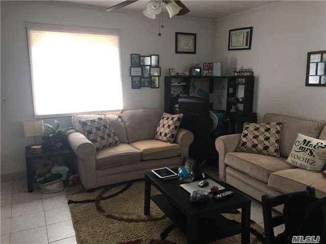 Building Photo - 12 Chapel Pl