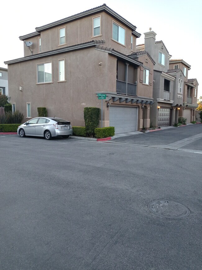 Vista lateral - 14419 Cobblestone Ln
