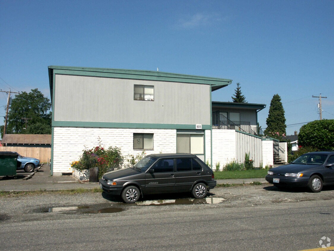 Primary Photo - 805 F St SE
