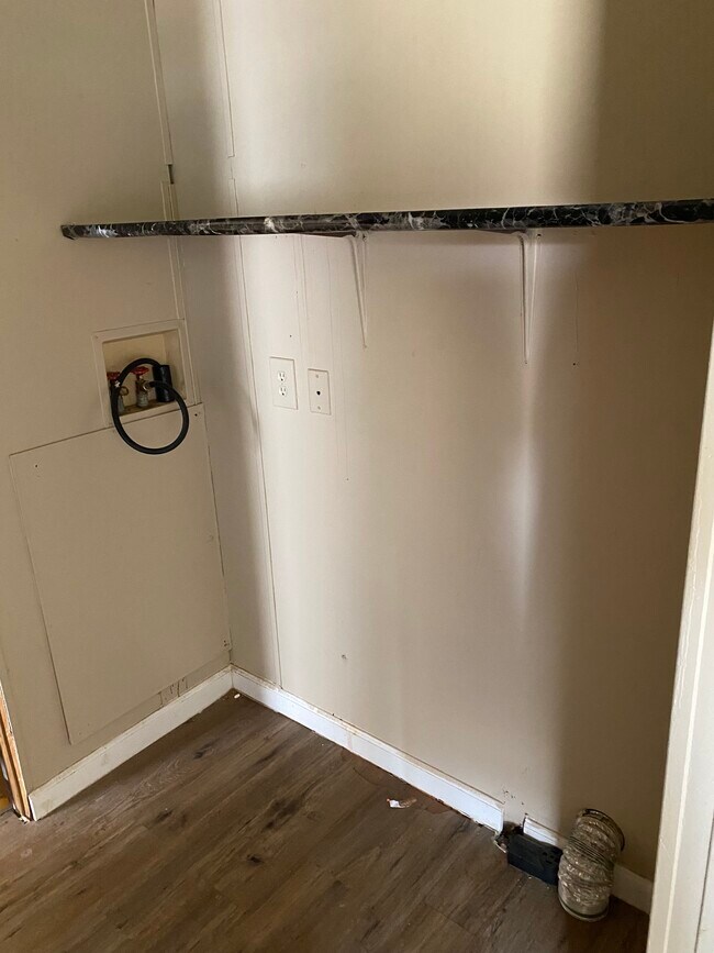 Foto del edificio - 49 Coach Dr