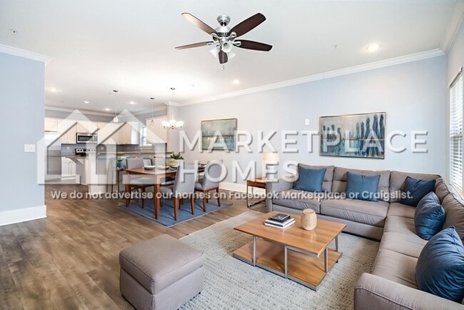 Foto del edificio - 144 Laurel Way