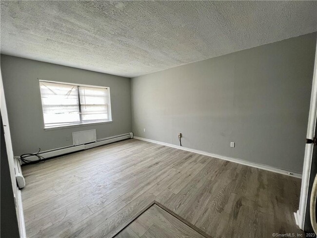 Building Photo - 85 Union Ave