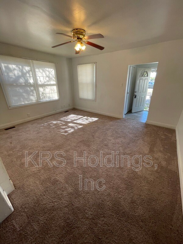 Building Photo - 7428 Fenner St