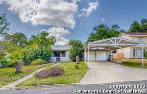 Foto principal - 3914 Killarney Dr