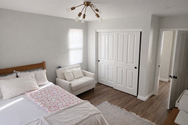 Foto del edificio - 8432 Weatherwood St