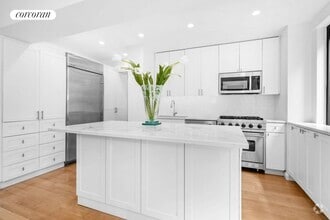 Building Photo - 425 E 63rd St