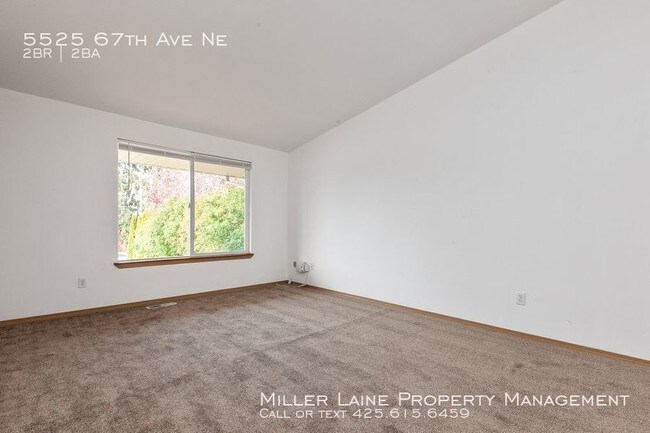 Foto del edificio - 2 bedroom, 2 bath duplex available now!