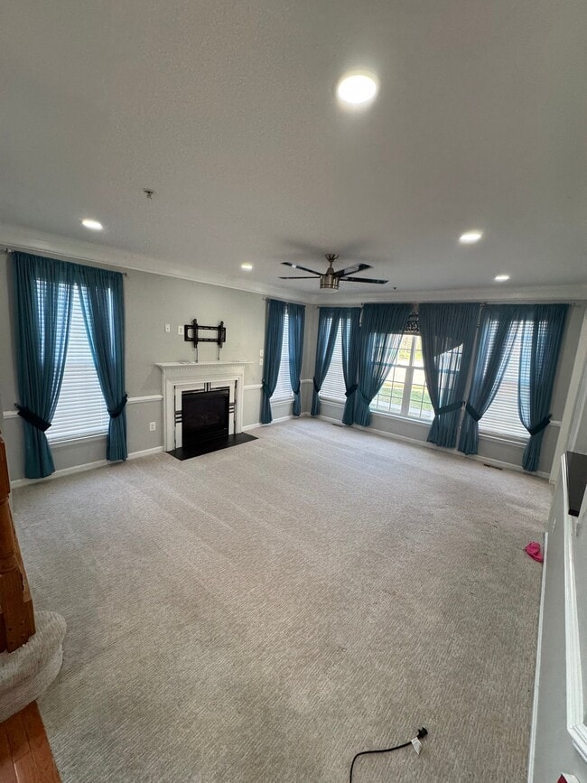Foto del edificio - 13909 Clarkwood Ln