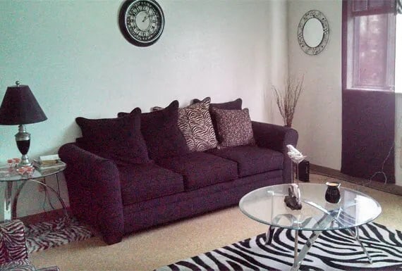 Foto del edificio - 200 N Crestlane Dr